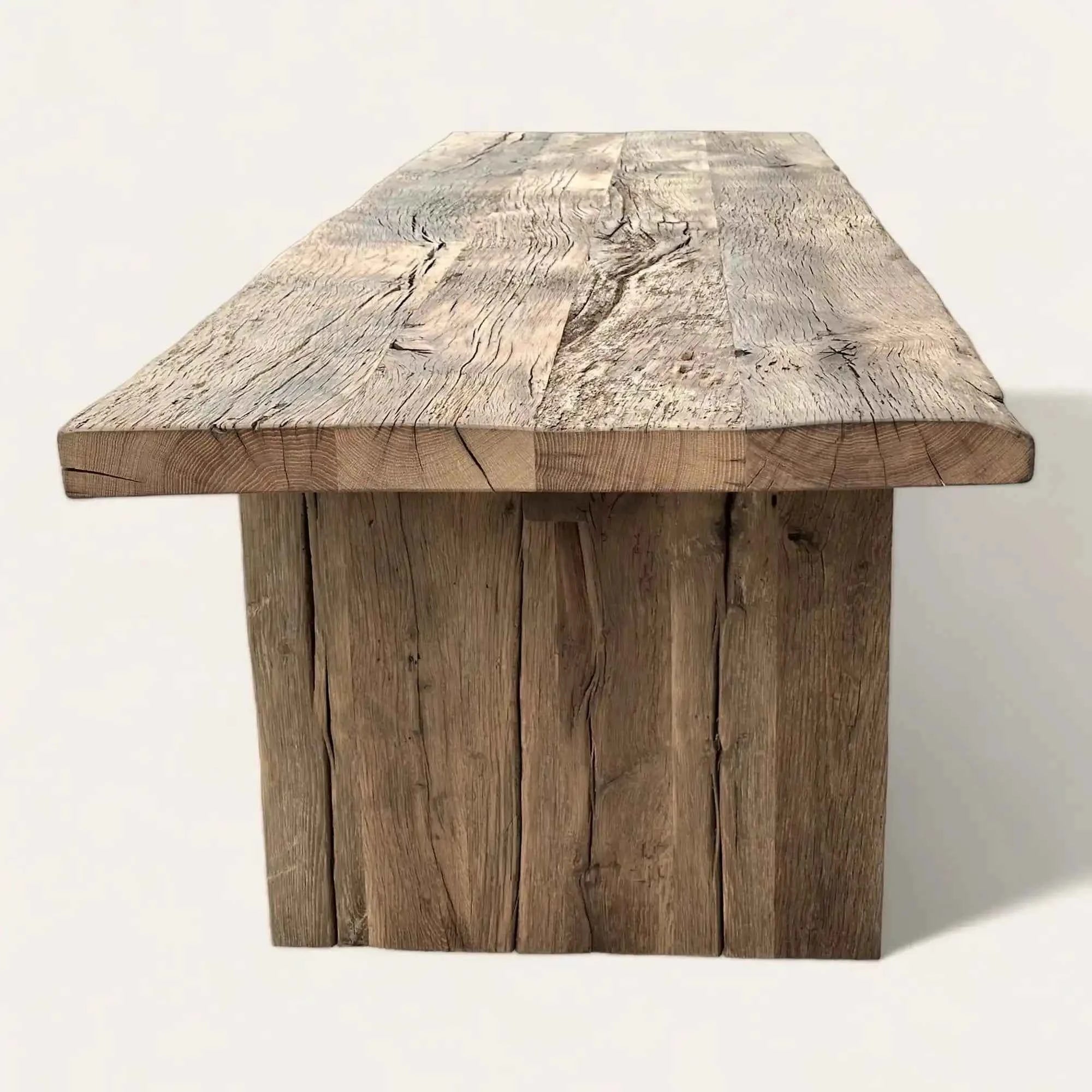 Table Bastide